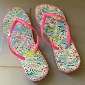 Lilly Pulitzer flip flops